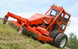 Landfill mowing, closed landfill slope, best slope mower, landfill slope mowing, steep slope, riding mower